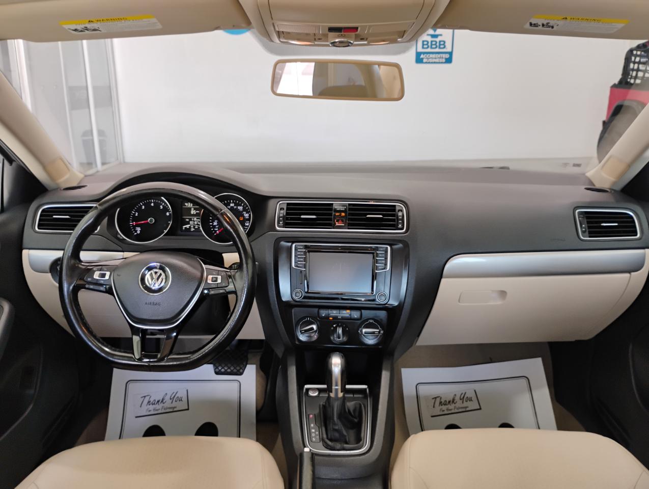 Volkswagen Jetta SE 6A 2016