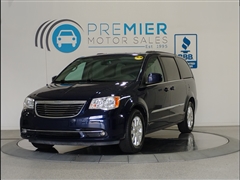 2016 Chrysler Town & Country 