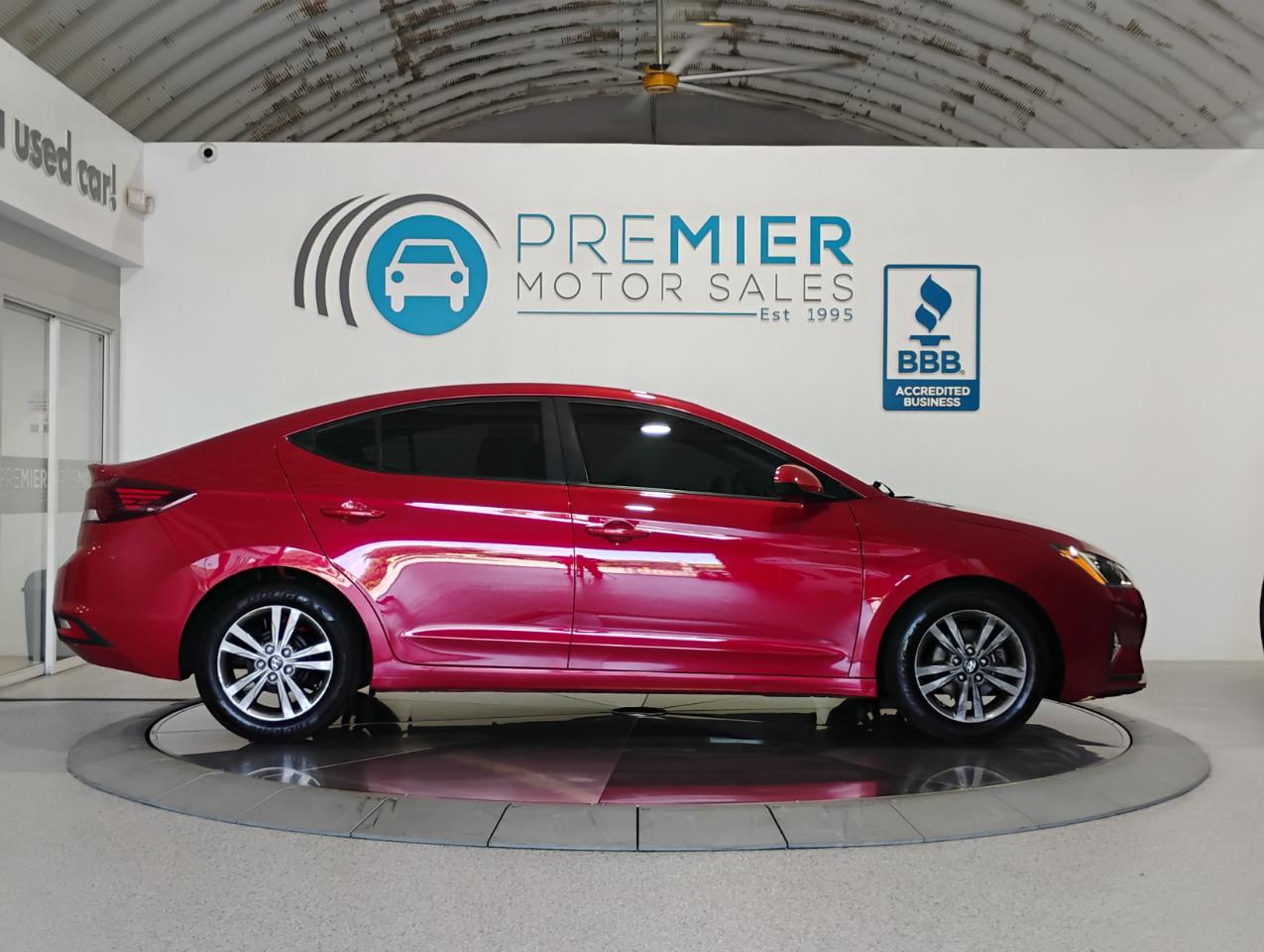 Hyundai Elantra SE 6M 2020