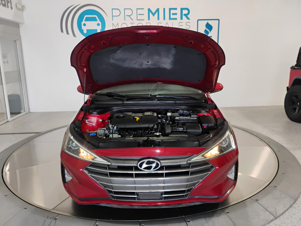 Hyundai Elantra SE 6M 2020
