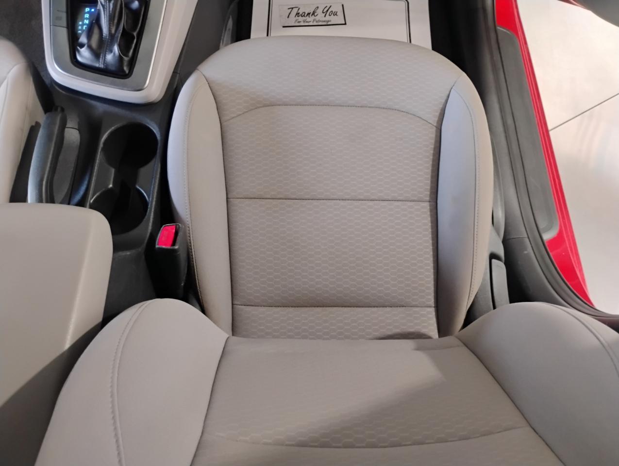 Hyundai Elantra SE 6M 2020