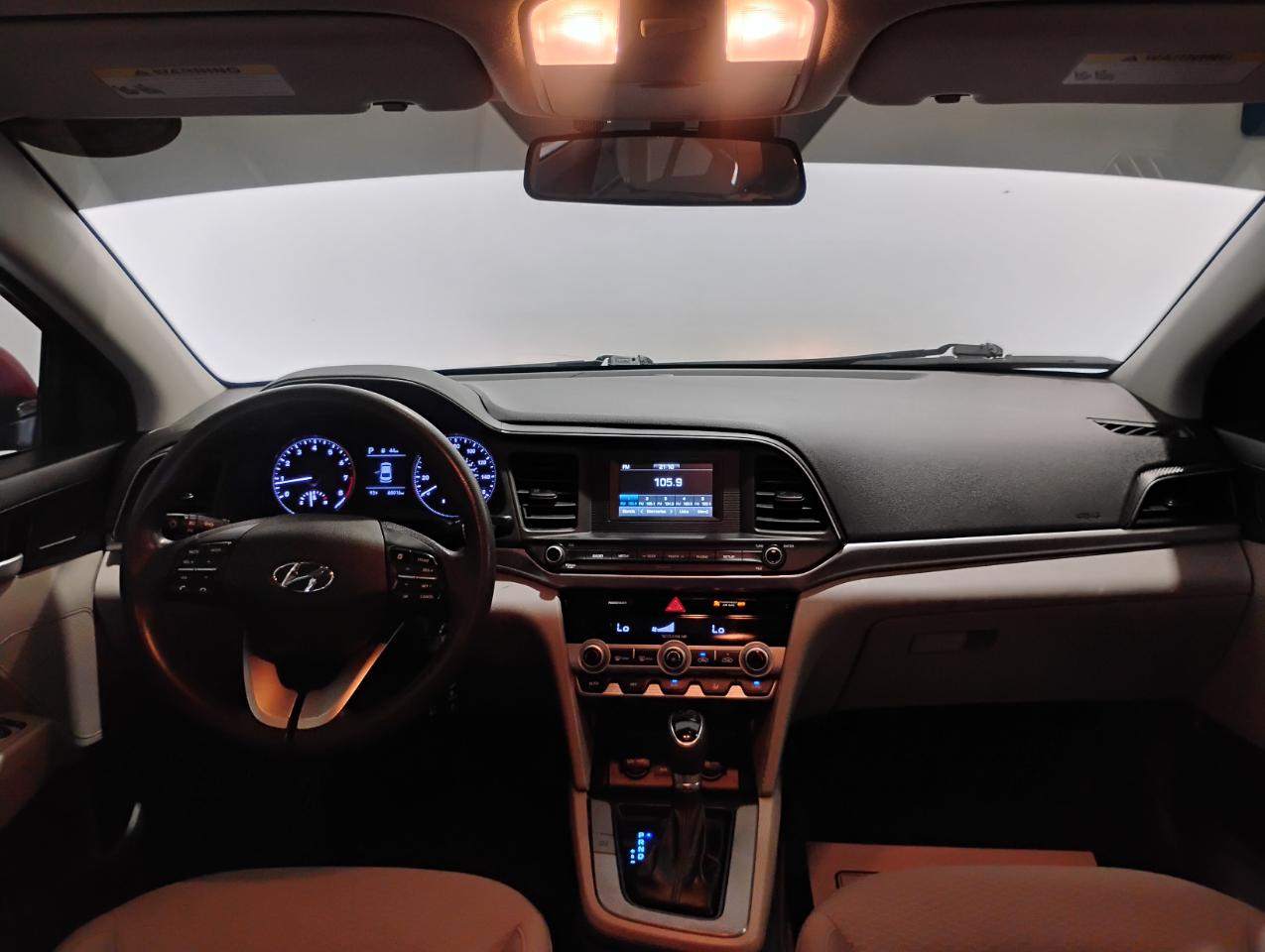 Hyundai Elantra SE 6M 2020