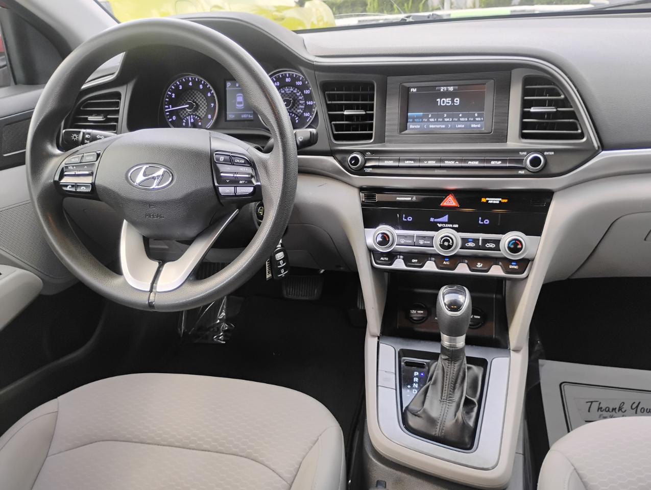 Hyundai Elantra SE 6M 2020