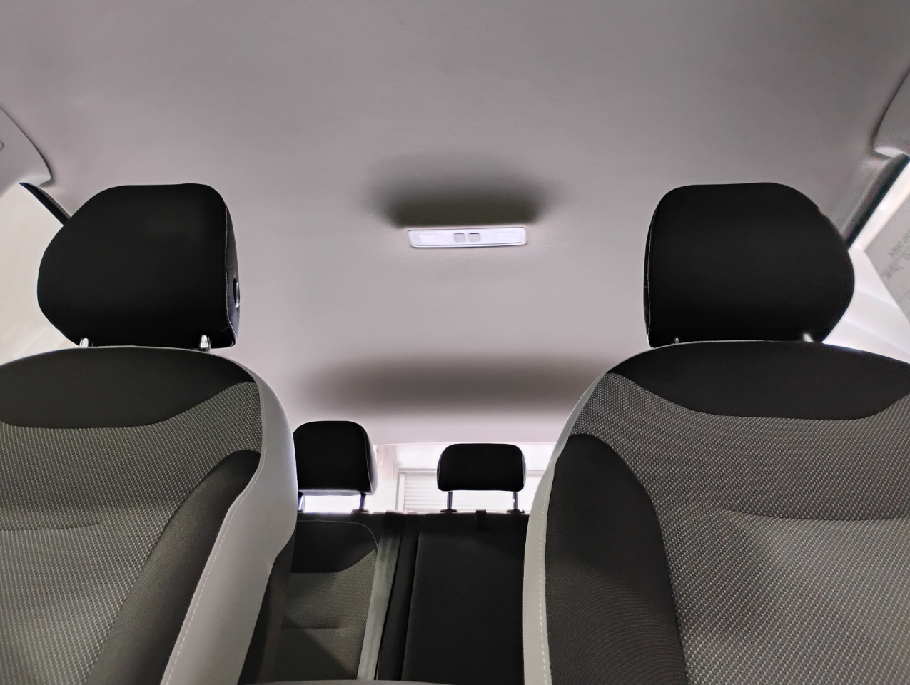 Volkswagen Taos S 2023