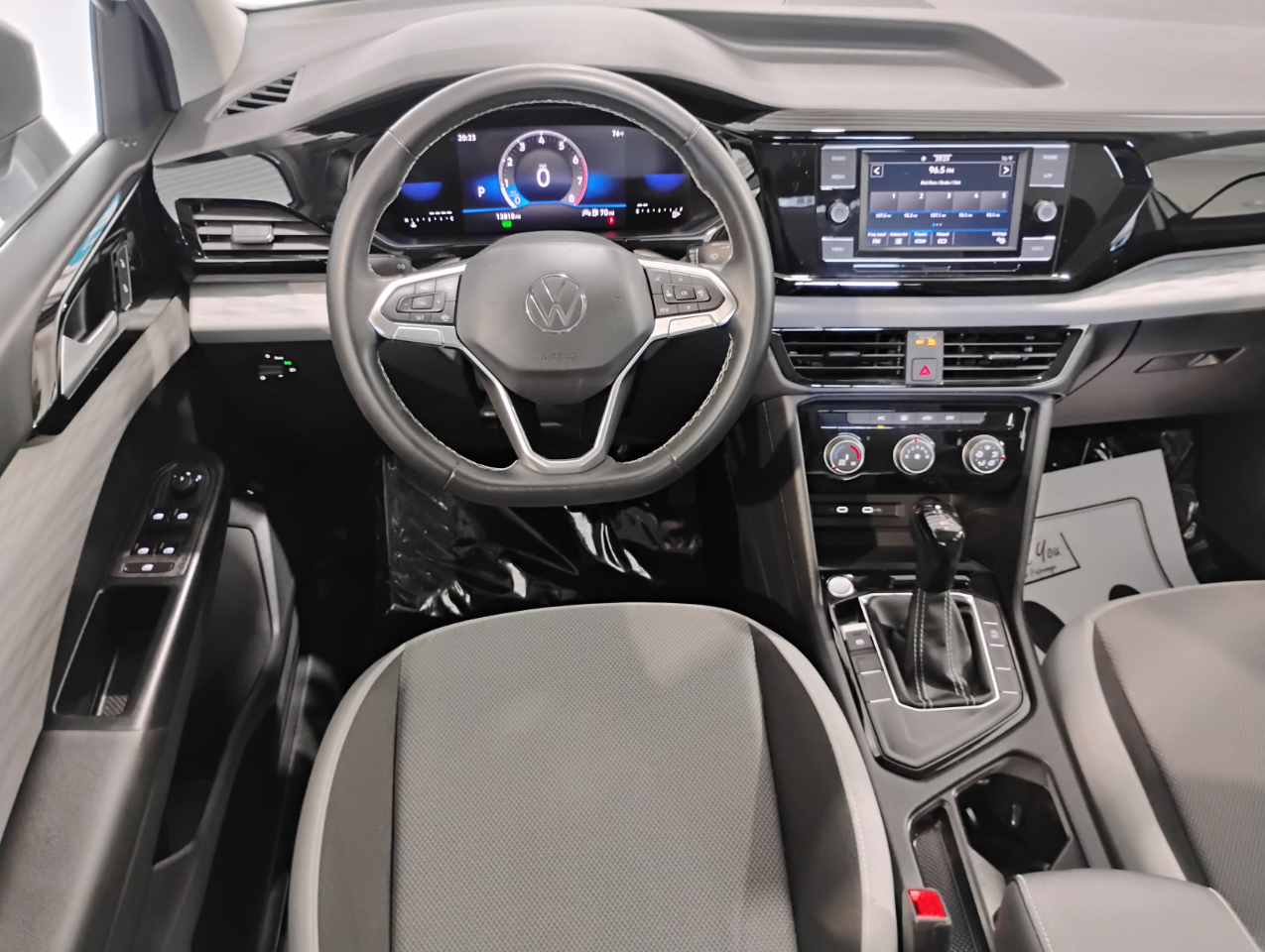 Volkswagen Taos S 2023