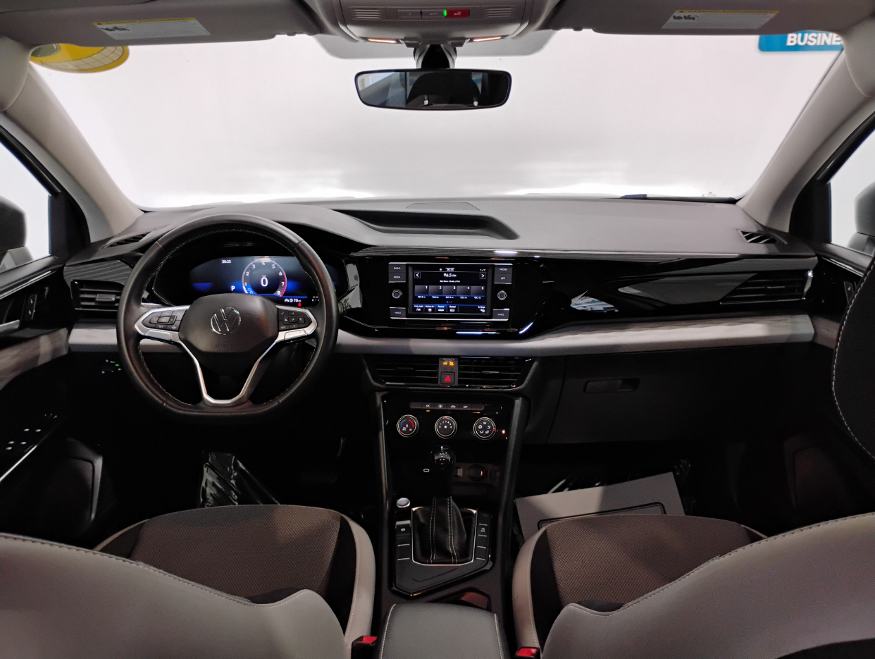 Volkswagen Taos S 2023