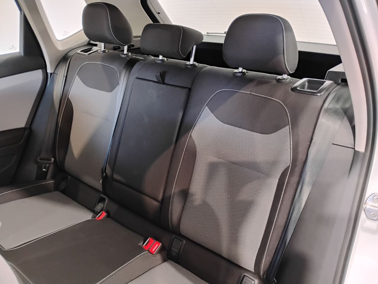 Volkswagen Taos S 2023