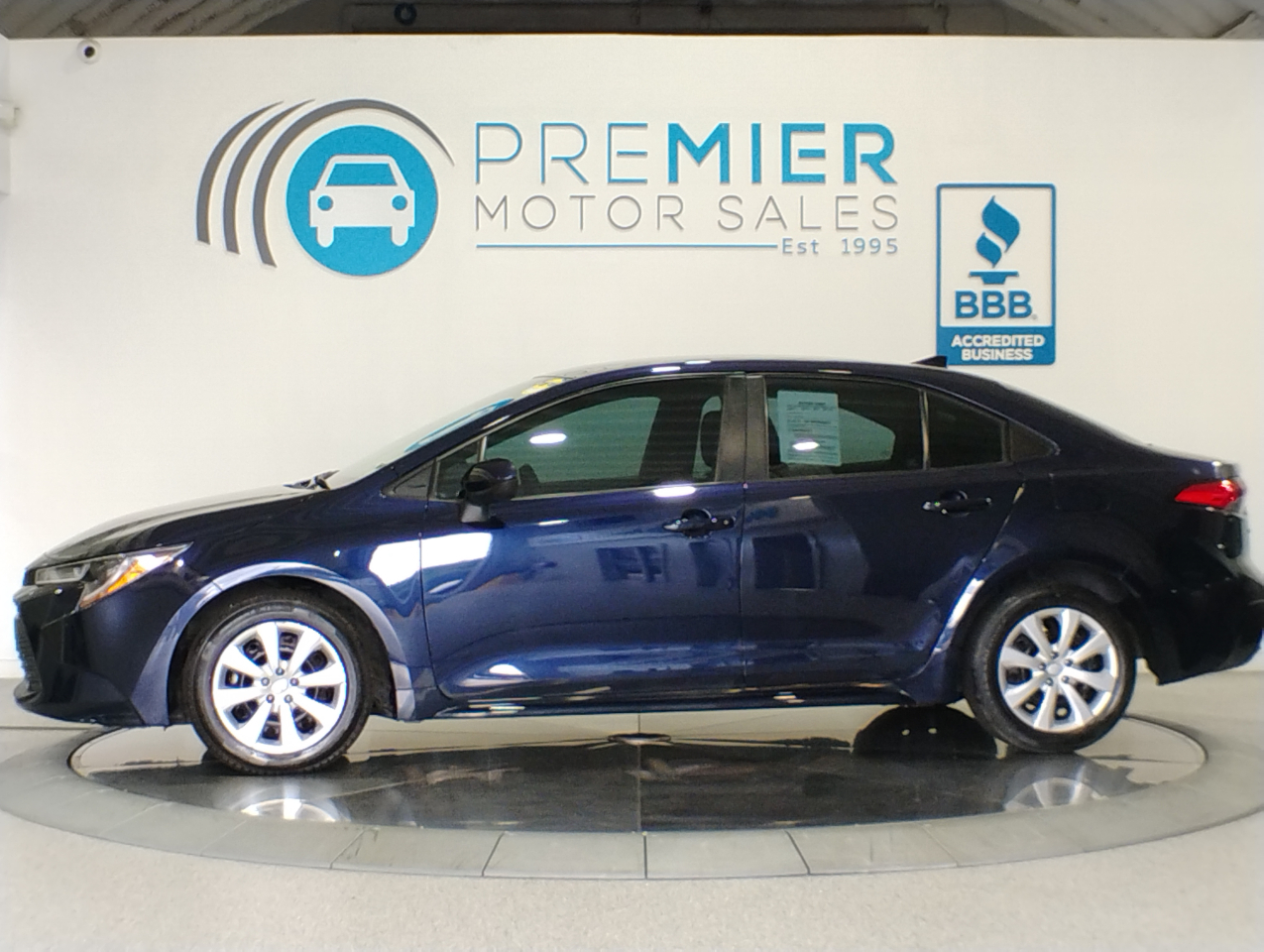 Toyota Corolla LE 2024