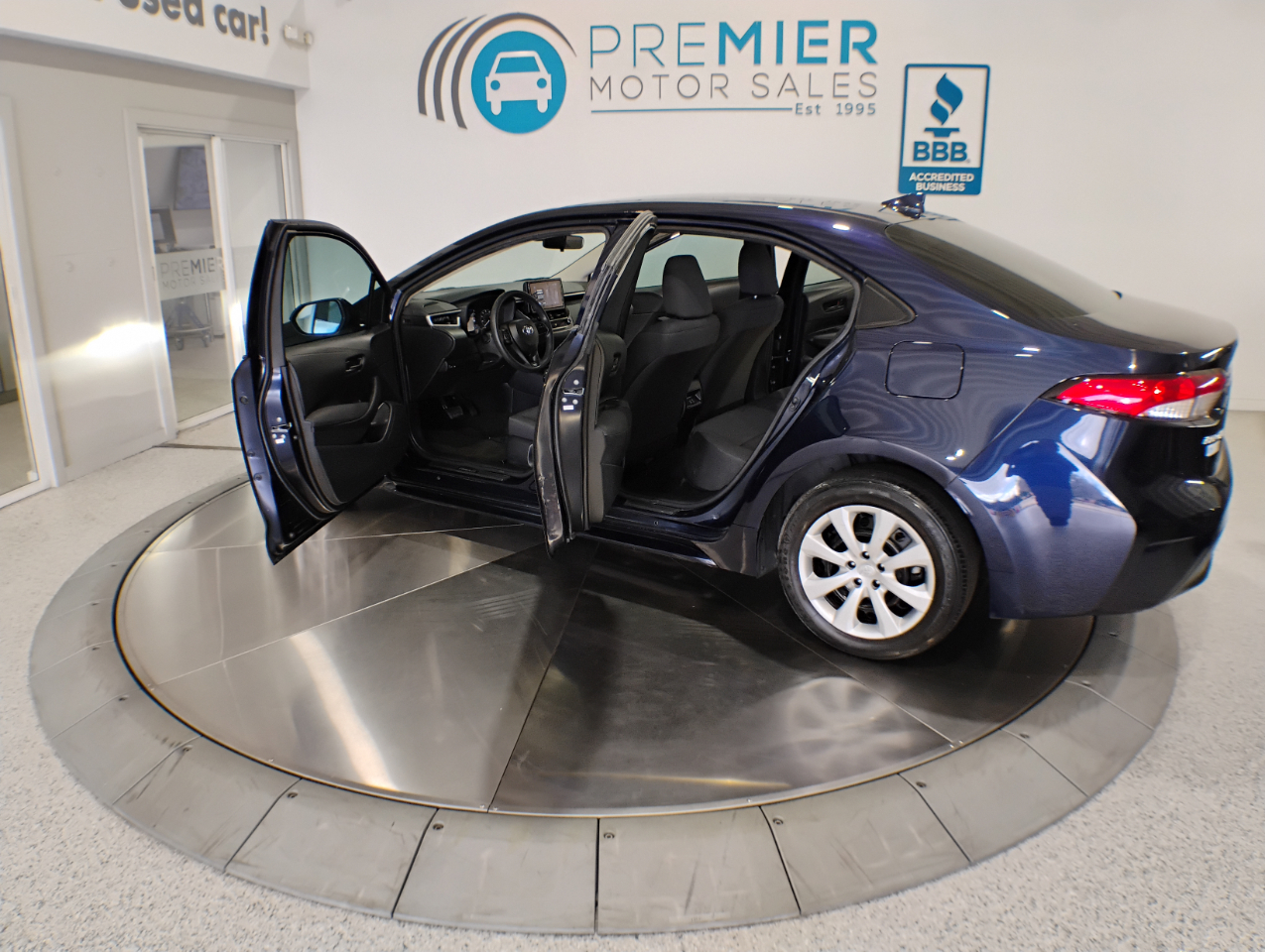 Toyota Corolla LE 2024