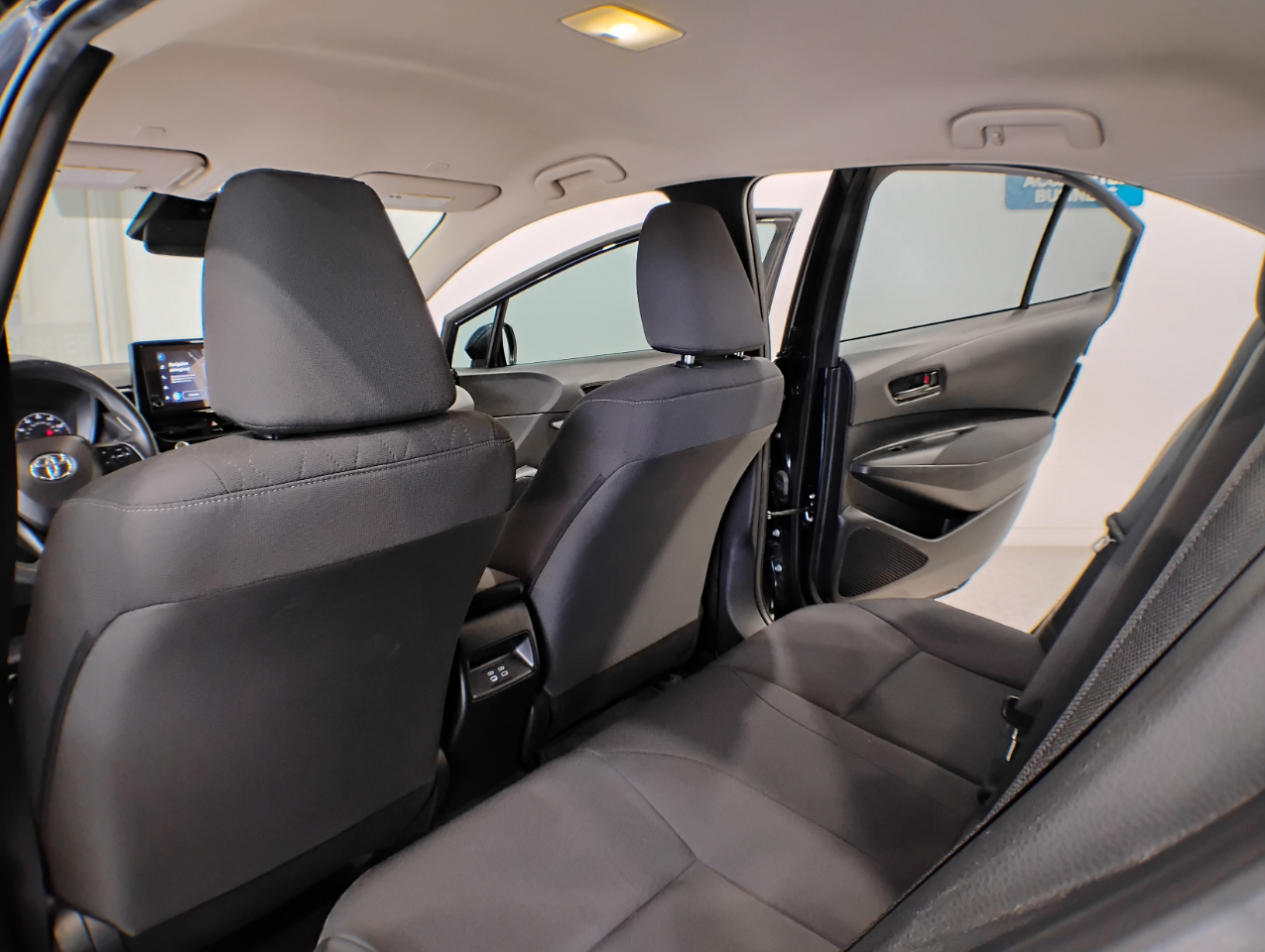 Toyota Corolla LE 2024