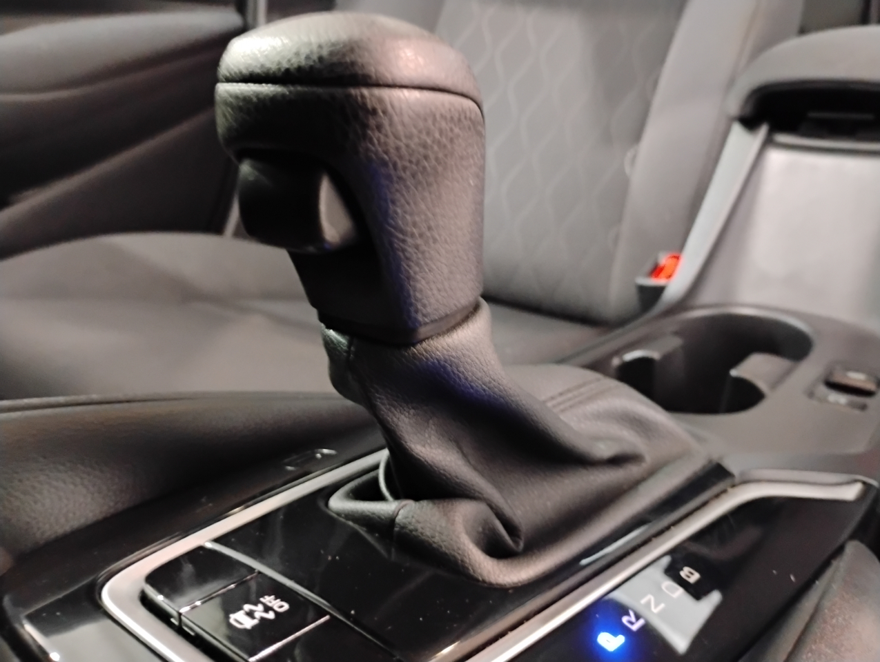 Toyota Corolla LE 2024