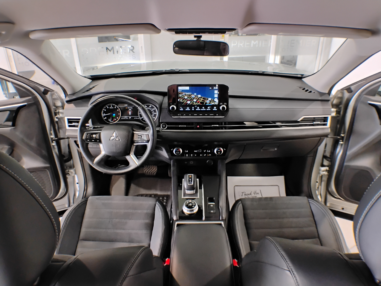 Mitsubishi Outlander SE 2WD 2023