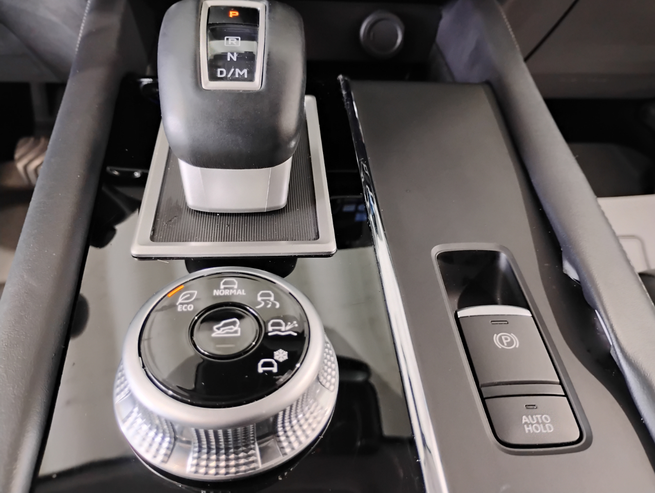 Mitsubishi Outlander SE 2WD 2023