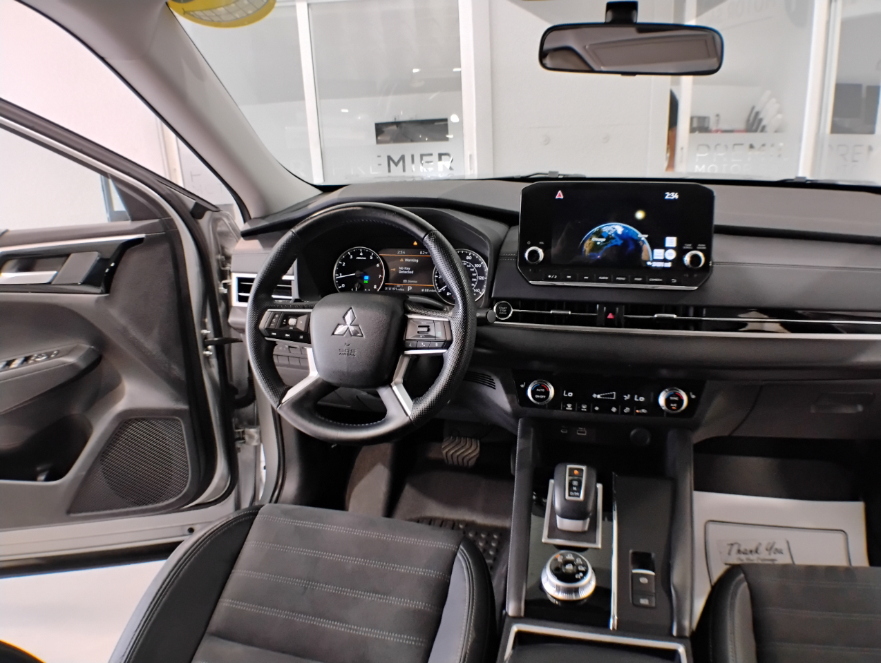 Mitsubishi Outlander SE 2WD 2023