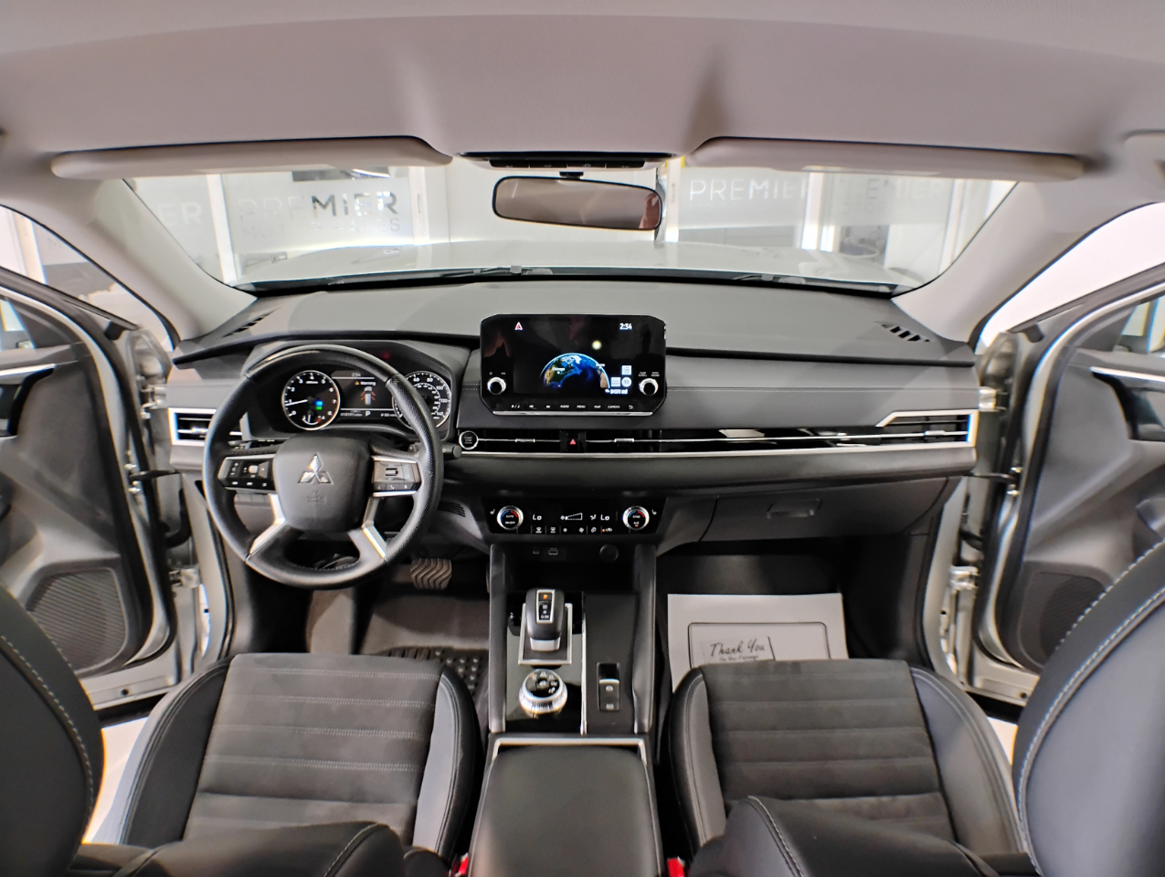 Mitsubishi Outlander SE 2WD 2023