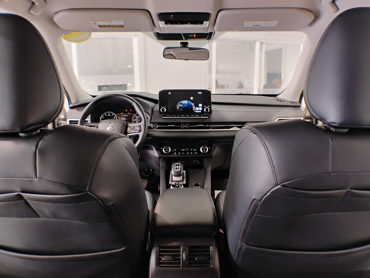 Mitsubishi Outlander SE 2WD 2023