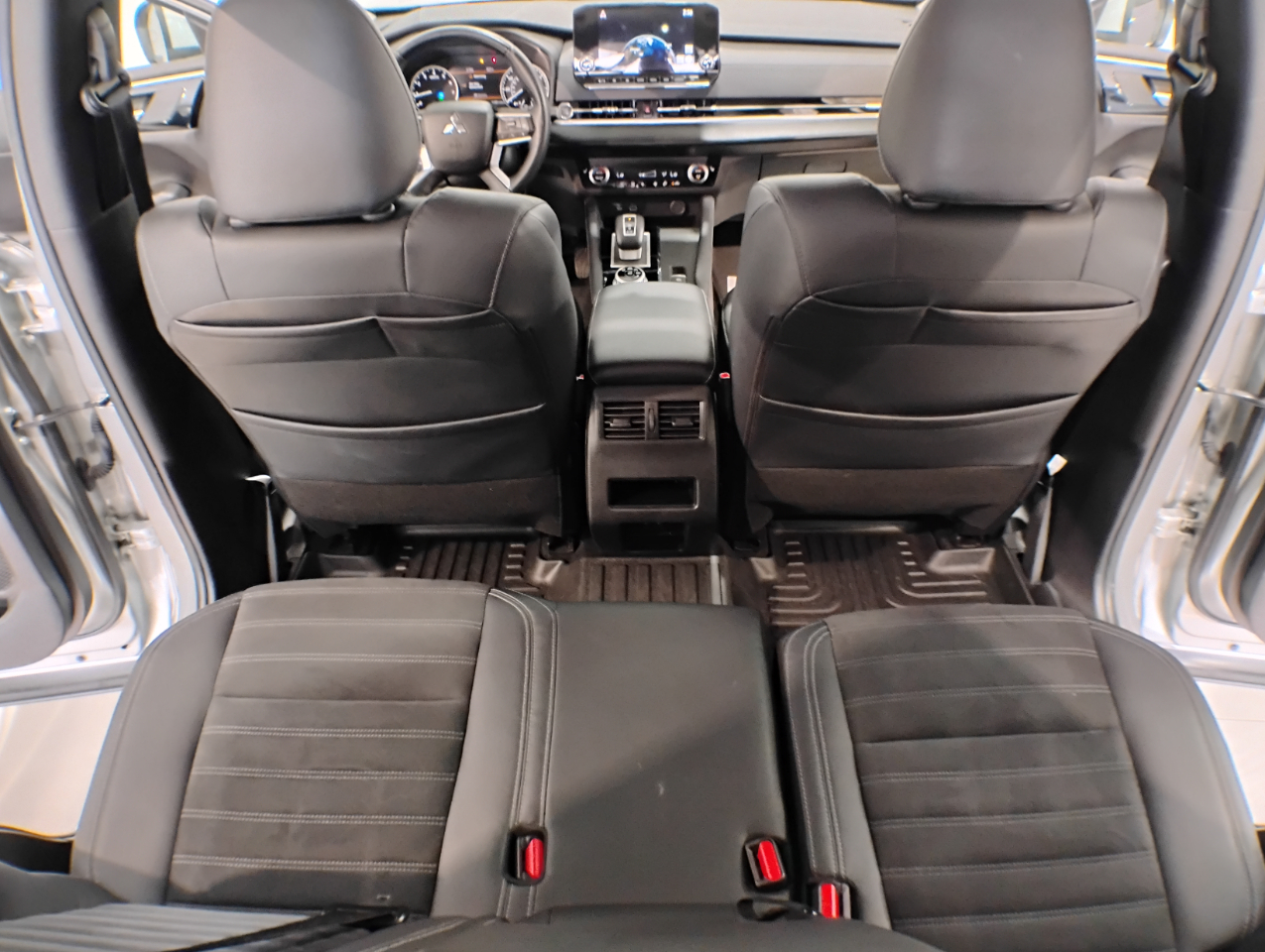 Mitsubishi Outlander SE 2WD 2023