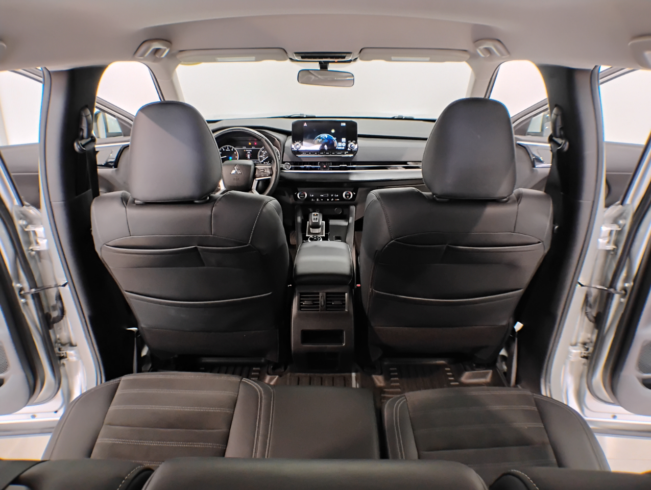 Mitsubishi Outlander SE 2WD 2023