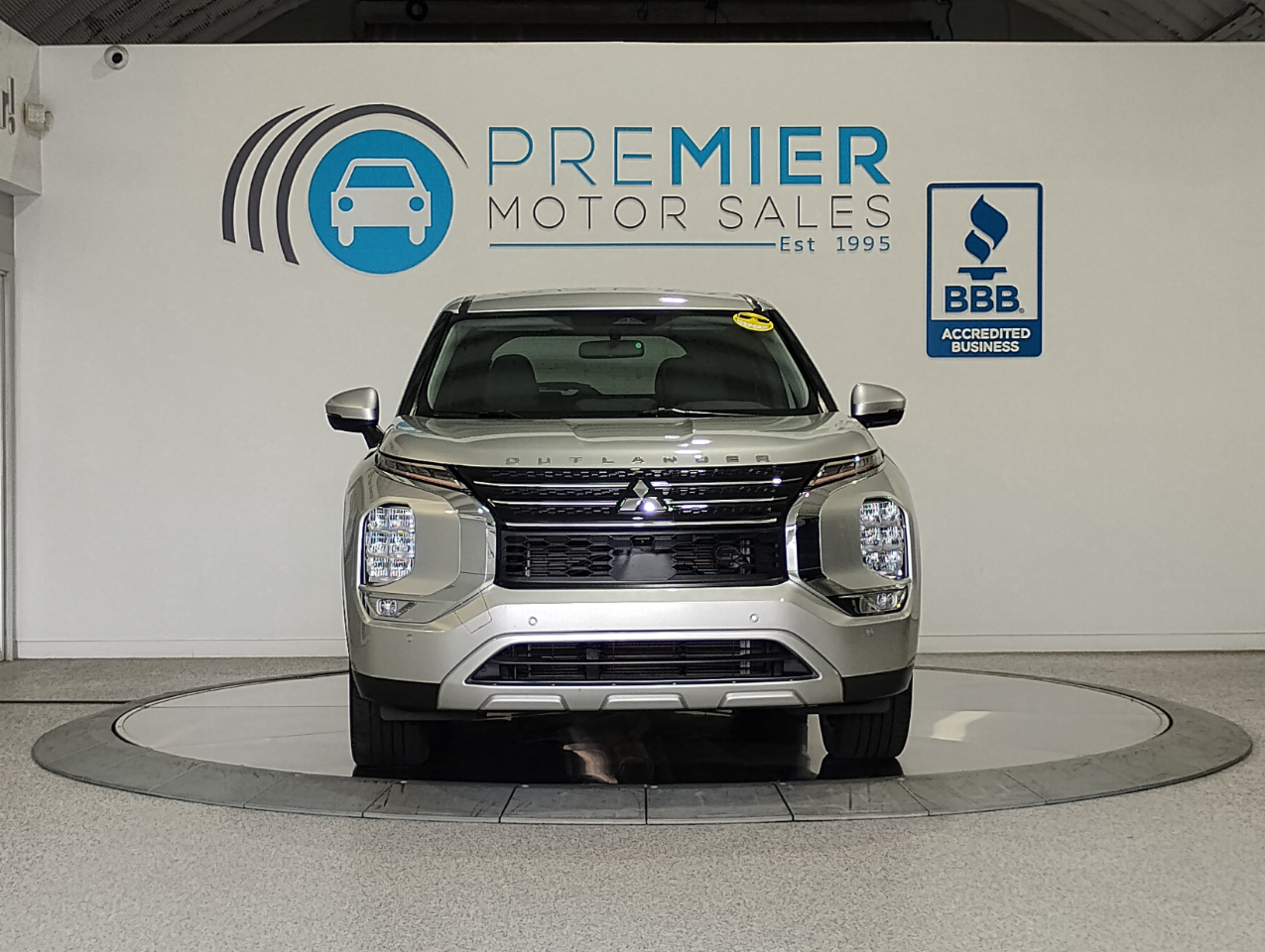 Mitsubishi Outlander SE 2WD 2023