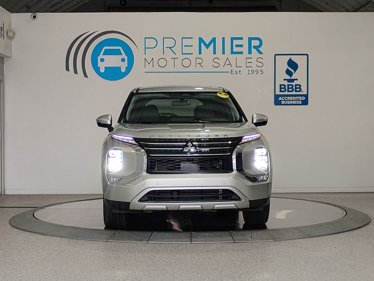 Mitsubishi Outlander SE 2WD 2023