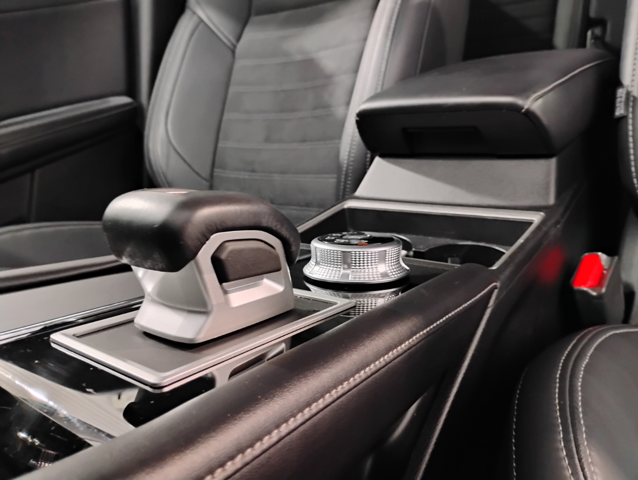 Mitsubishi Outlander SE 2WD 2023