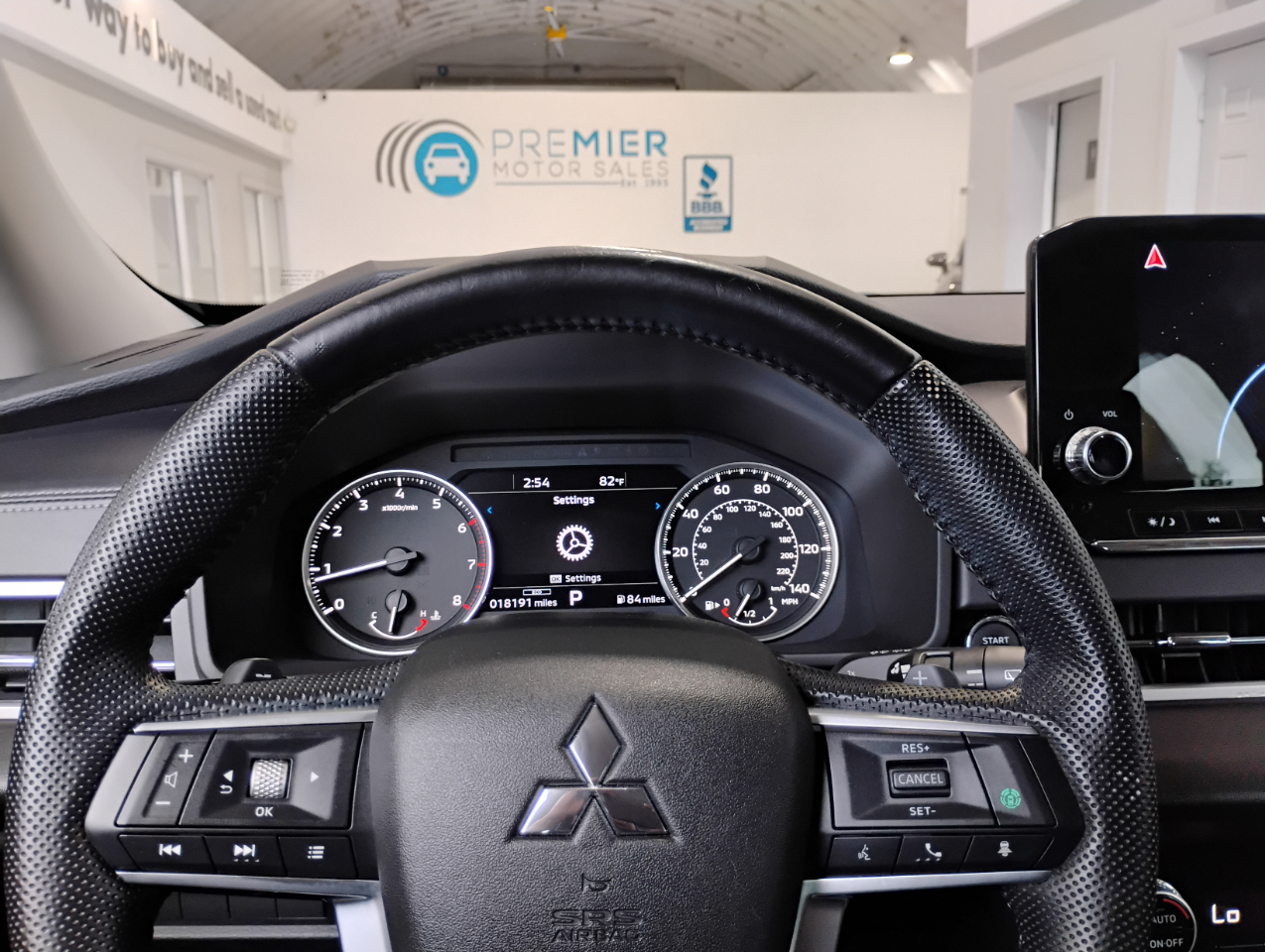 Mitsubishi Outlander SE 2WD 2023