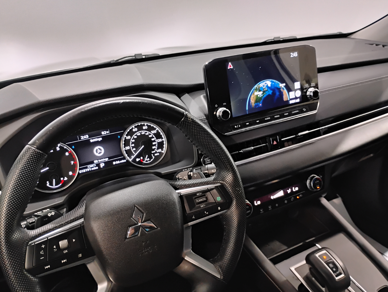 Mitsubishi Outlander SE 2WD 2023