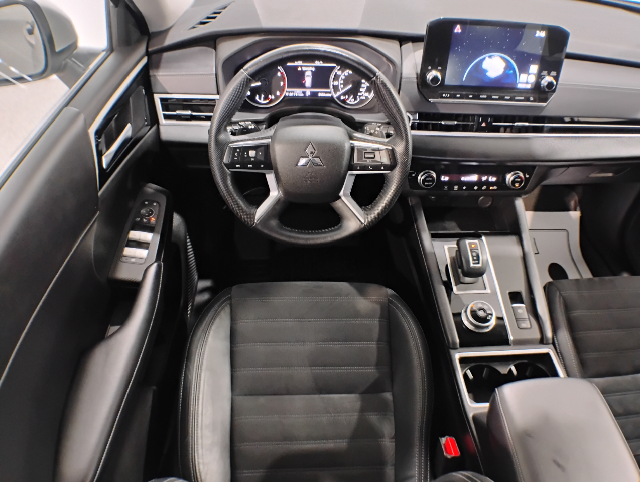 Mitsubishi Outlander SE 2WD 2023