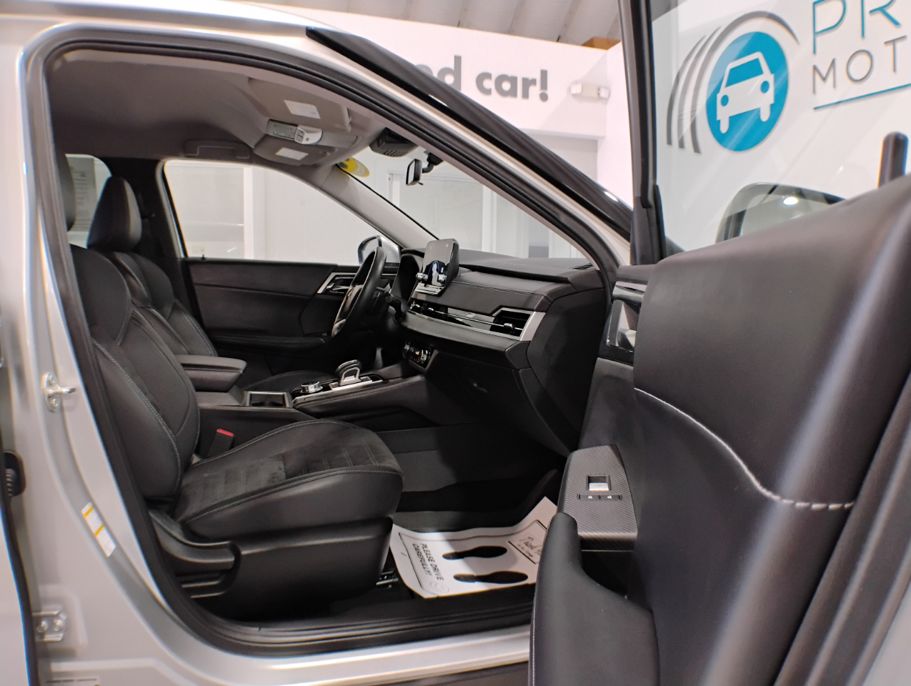 Mitsubishi Outlander SE 2WD 2023