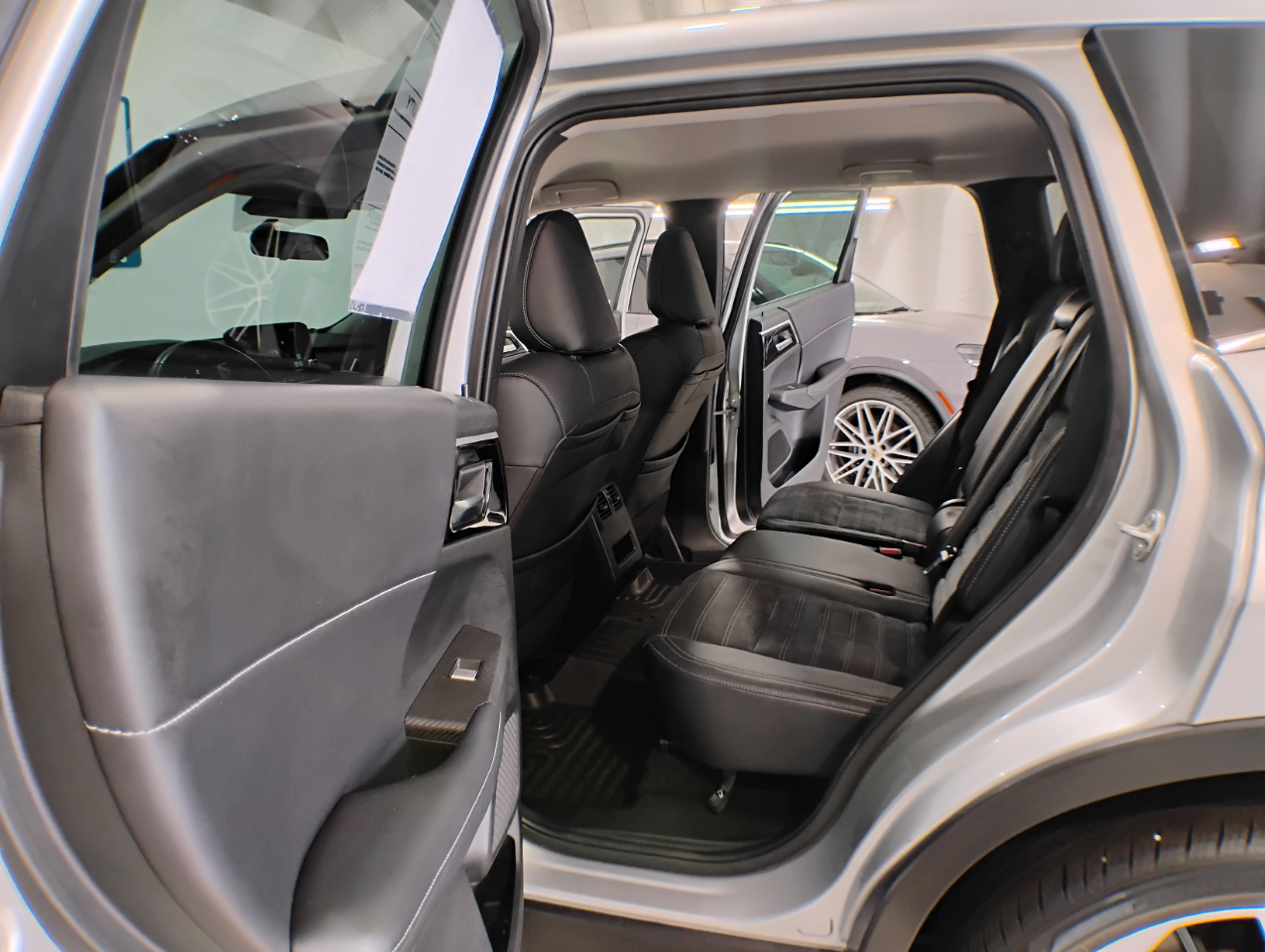 Mitsubishi Outlander SE 2WD 2023