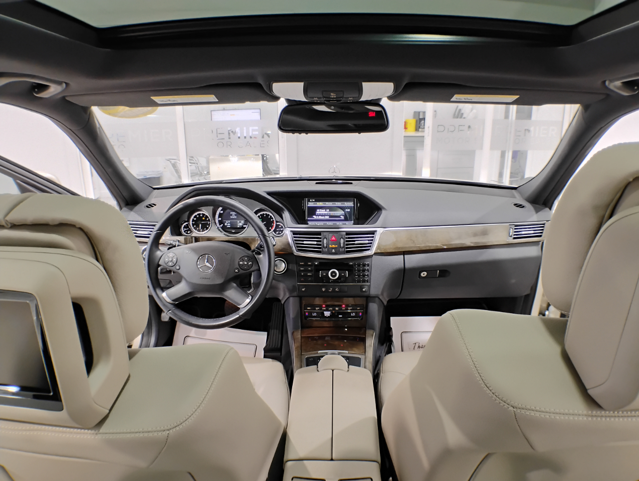 Mercedes-Benz E-Class E350 Sedan 4MATIC 2010