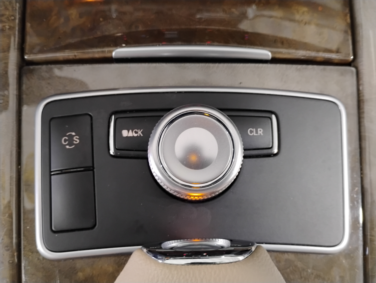 Mercedes-Benz E-Class E350 Sedan 4MATIC 2010