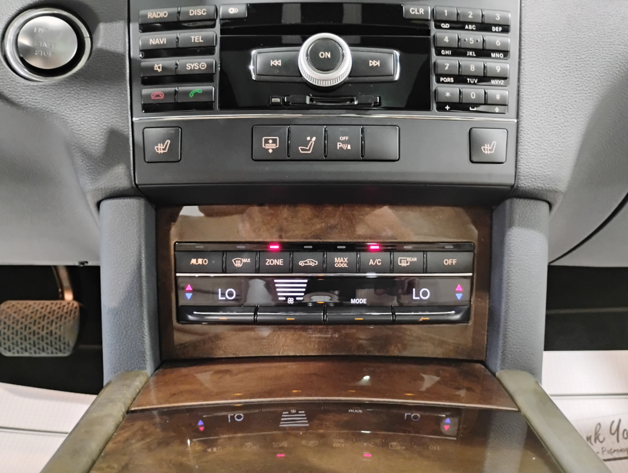 Mercedes-Benz E-Class E350 Sedan 4MATIC 2010