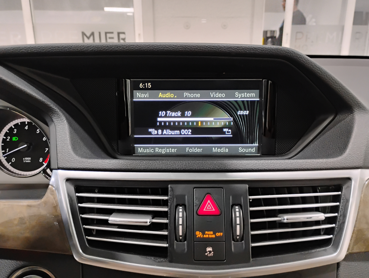 Mercedes-Benz E-Class E350 Sedan 4MATIC 2010