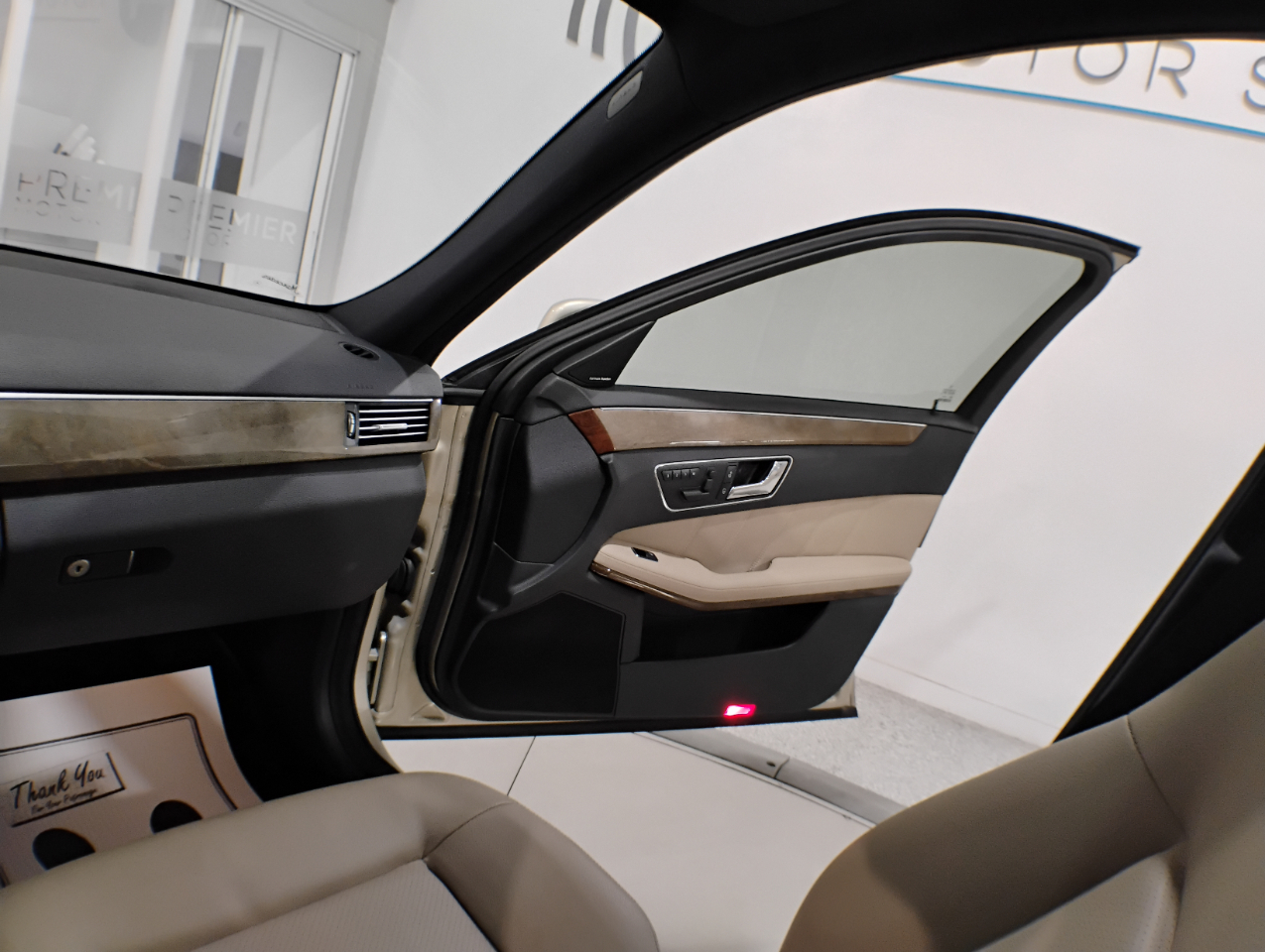 Mercedes-Benz E-Class E350 Sedan 4MATIC 2010