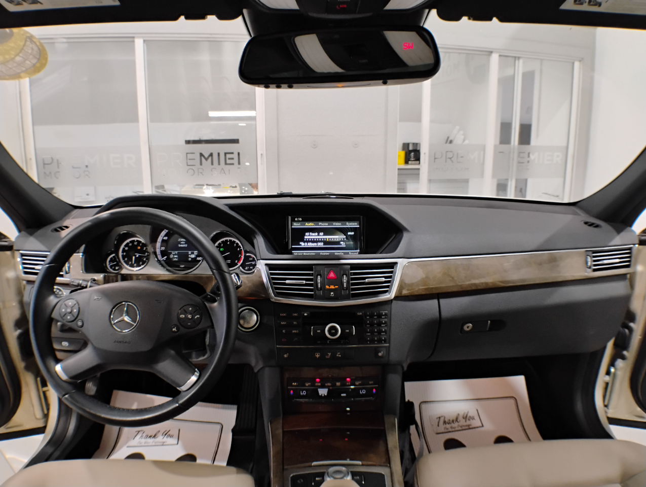 Mercedes-Benz E-Class E350 Sedan 4MATIC 2010