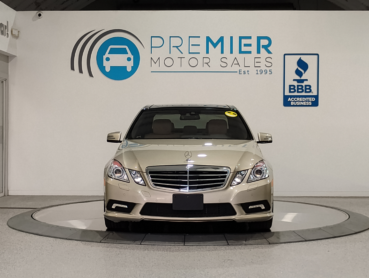 Mercedes-Benz E-Class E350 Sedan 4MATIC 2010