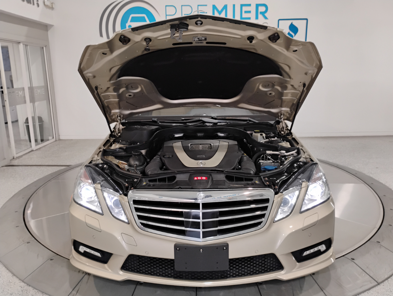 Mercedes-Benz E-Class E350 Sedan 4MATIC 2010