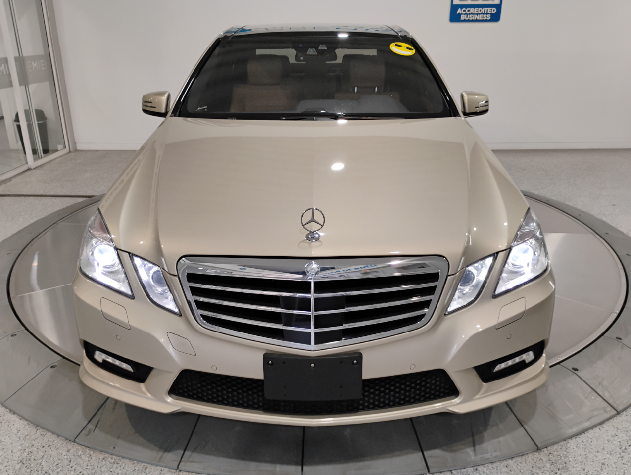 Mercedes-Benz E-Class E350 Sedan 4MATIC 2010
