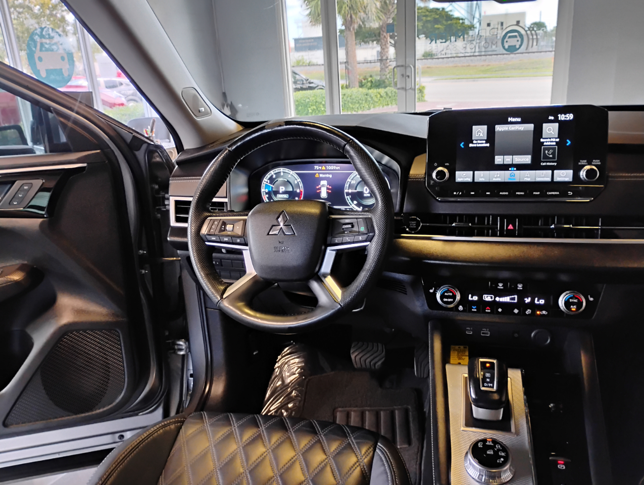 Mitsubishi Outlander SEL 2WD 2023