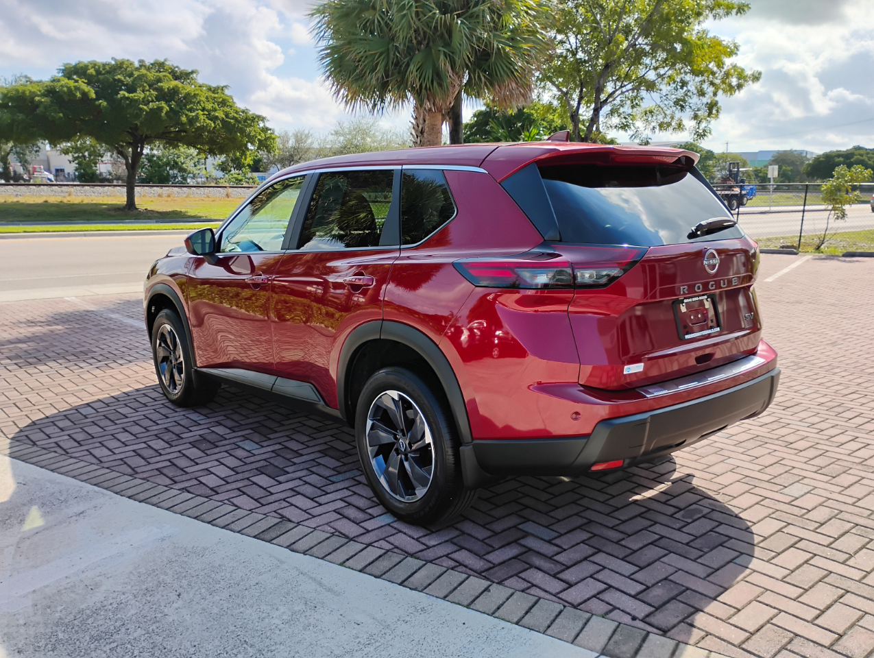 Nissan Rogue SV 2024