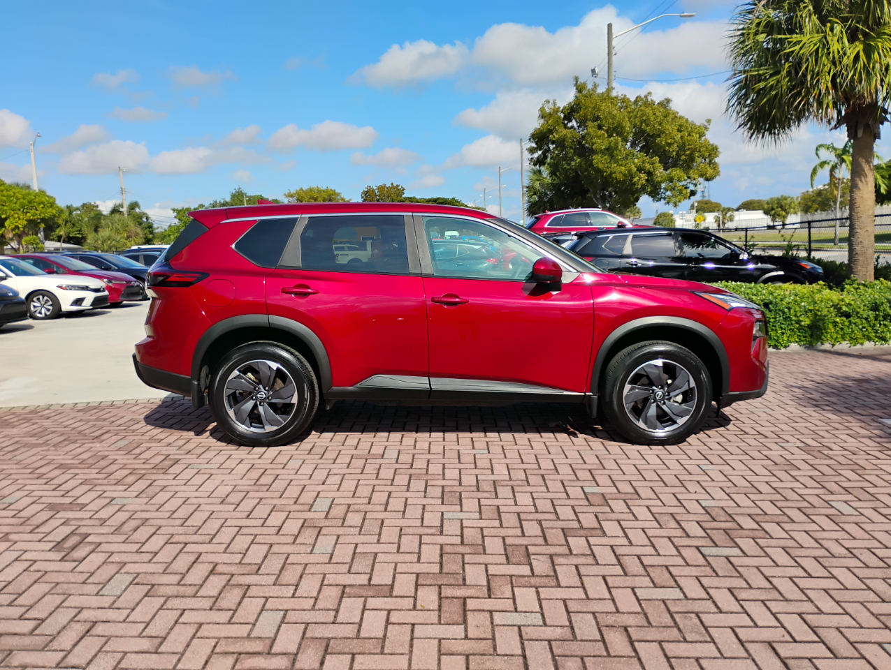 Nissan Rogue SV 2024