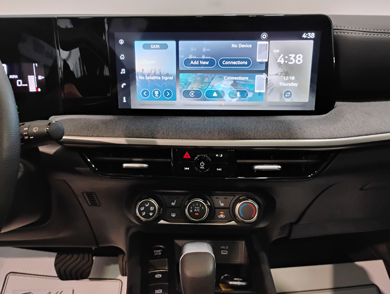 Nissan Kicks SV 2025