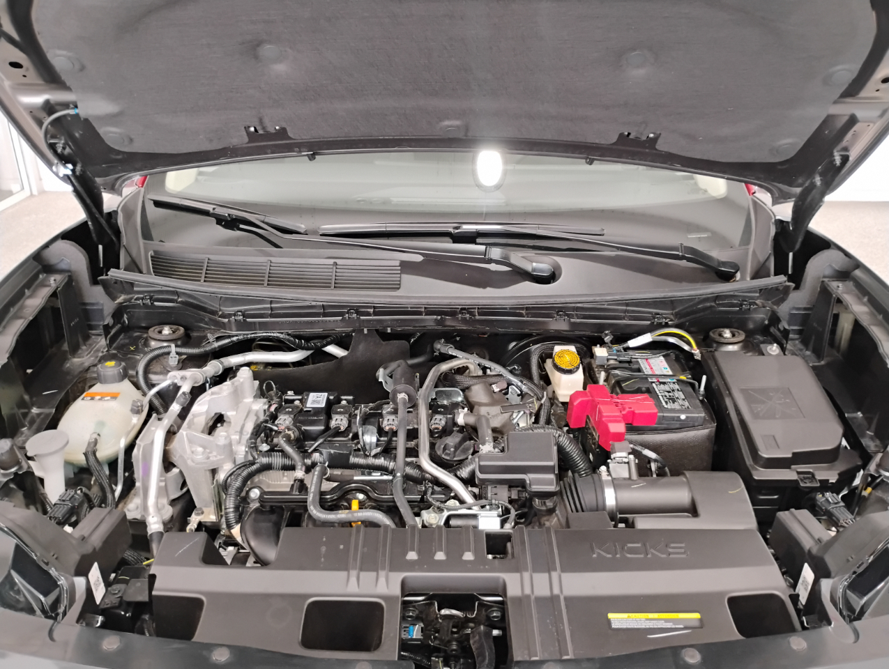 Nissan Kicks SV 2025