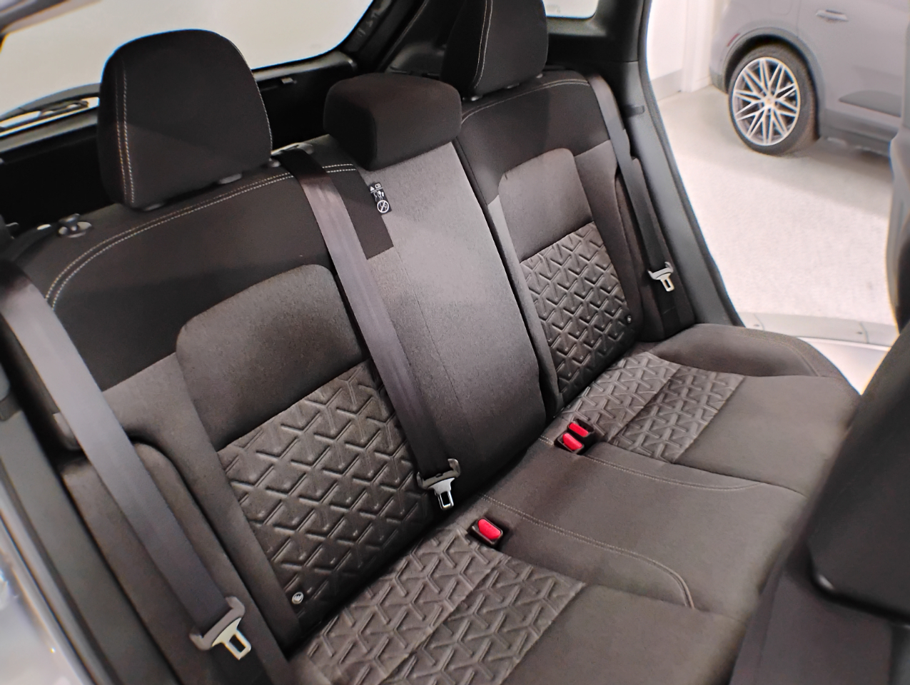 Nissan Kicks SV 2025