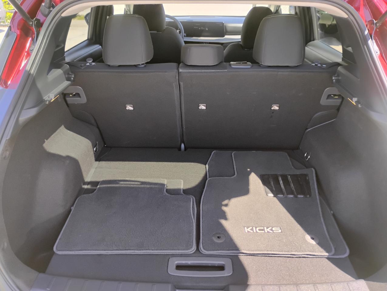Nissan Kicks SV 2025