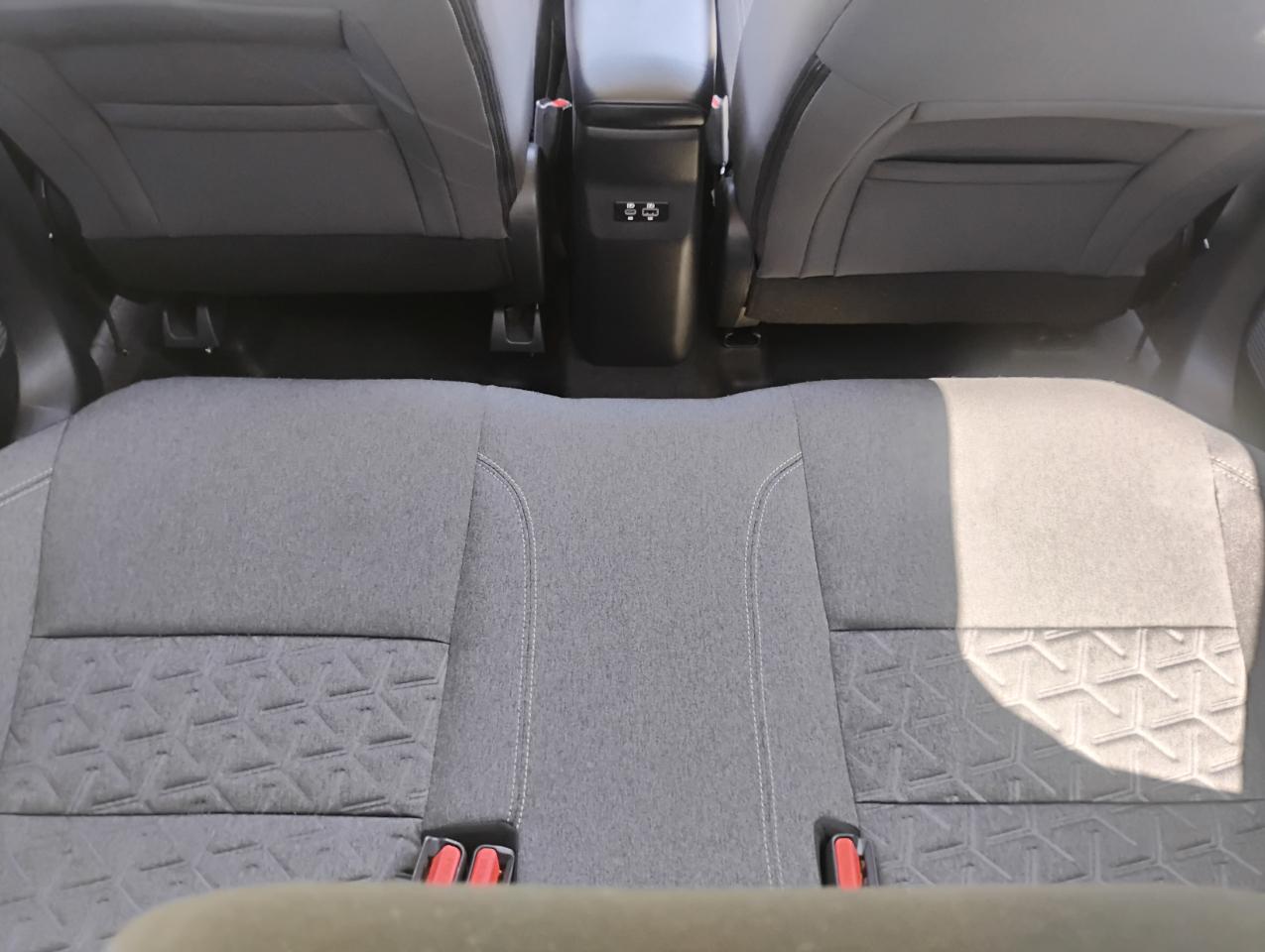 Nissan Kicks SV 2025