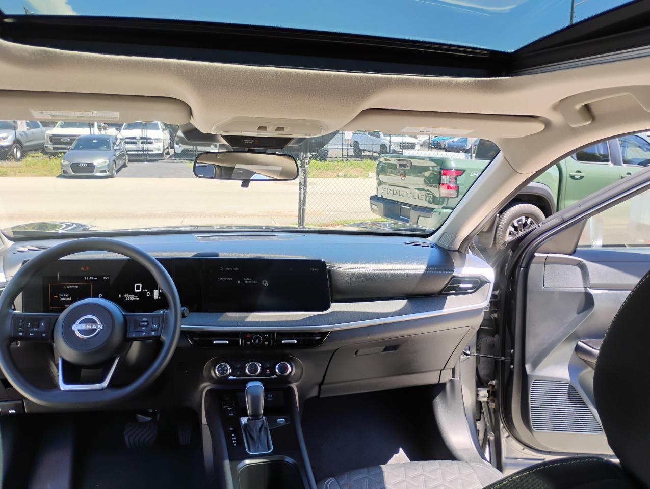 Nissan Kicks SV 2025