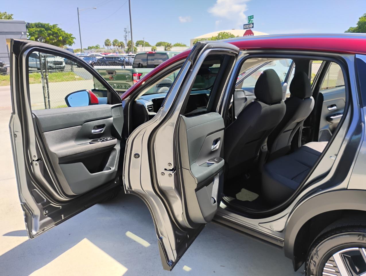 Nissan Kicks SV 2025