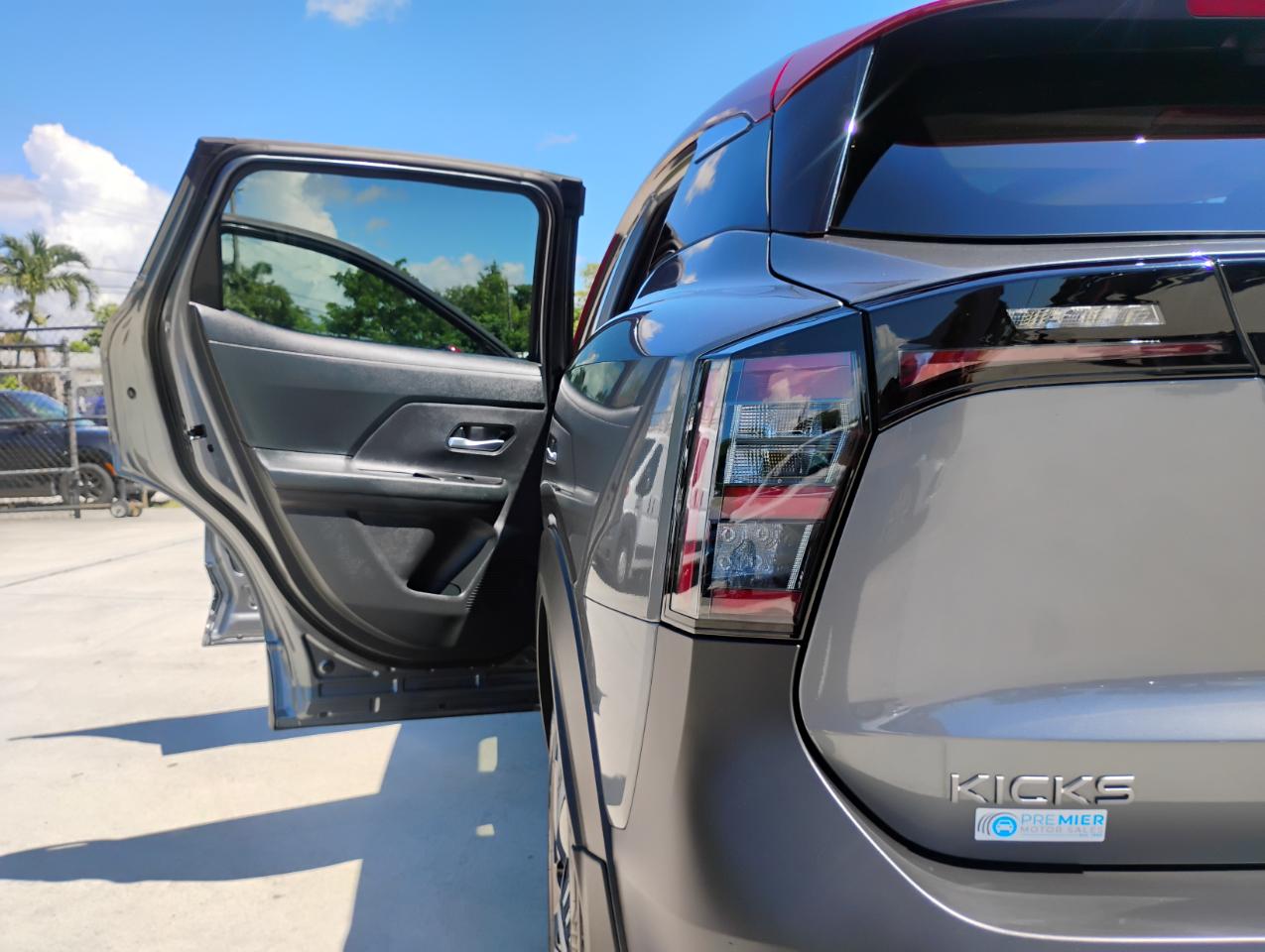 Nissan Kicks SV 2025